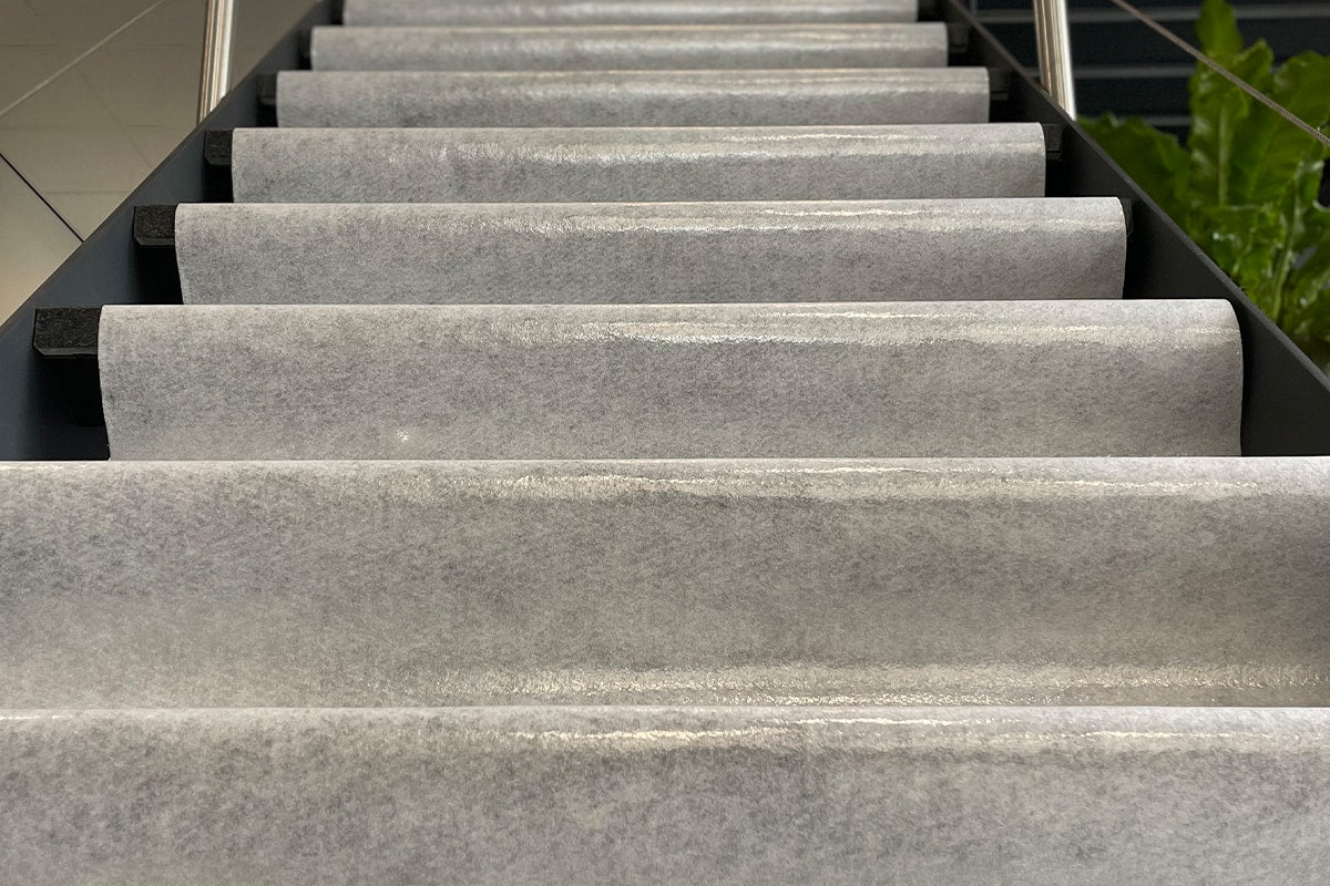 AVH-160 Zelfklevend Afdekvlies Heavy wit 160-grams (voor een scherpe pallet prijs, mail/app/bel) - Duopro.nl